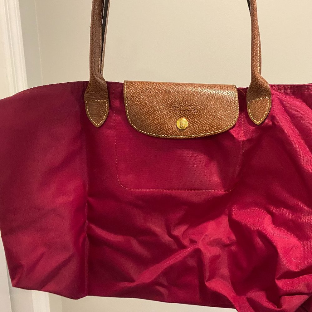 Raspberry Longchamp Le Pilage Tote